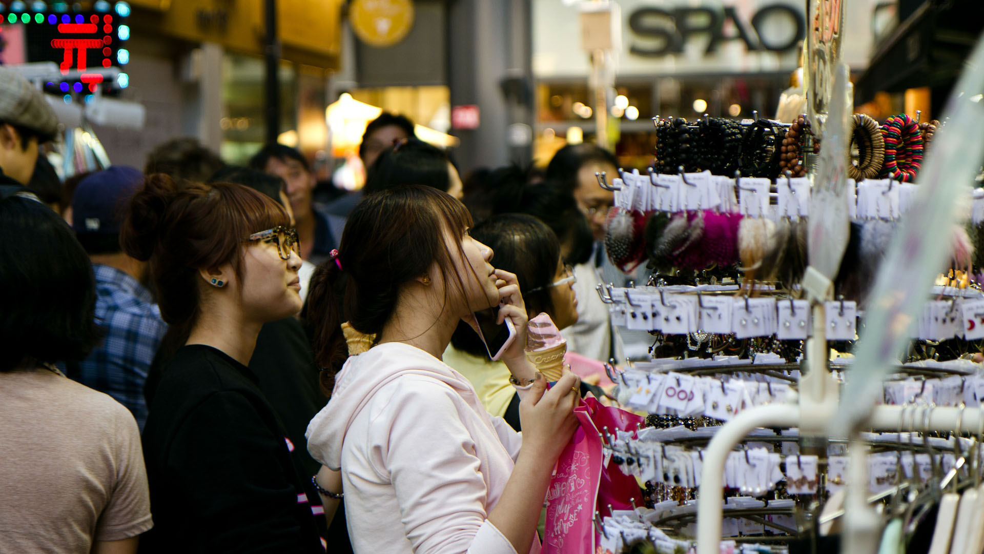 Shopping in Singapore