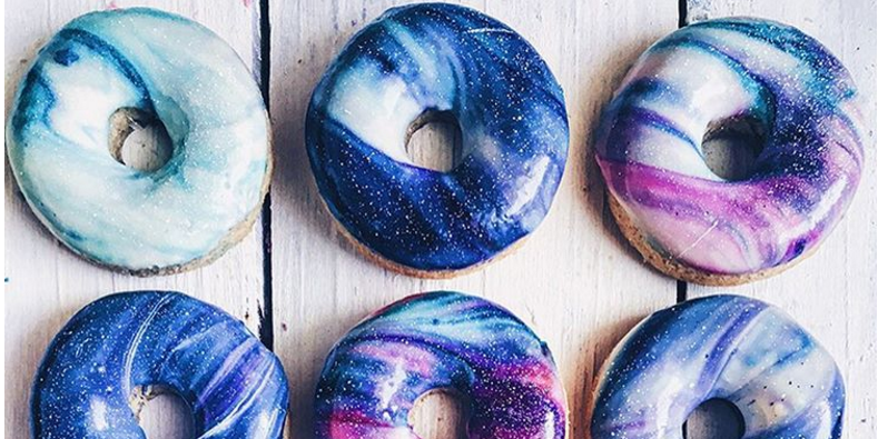 We’re so in love with these Galaxy donuts and Rubber Ducky Desserts 