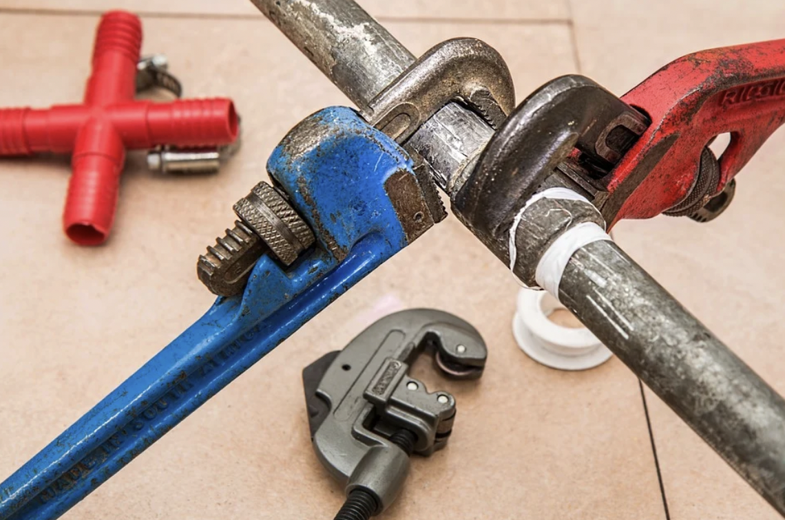 5 Tips You Have To Do Before Calling Emergency Plumbing Services