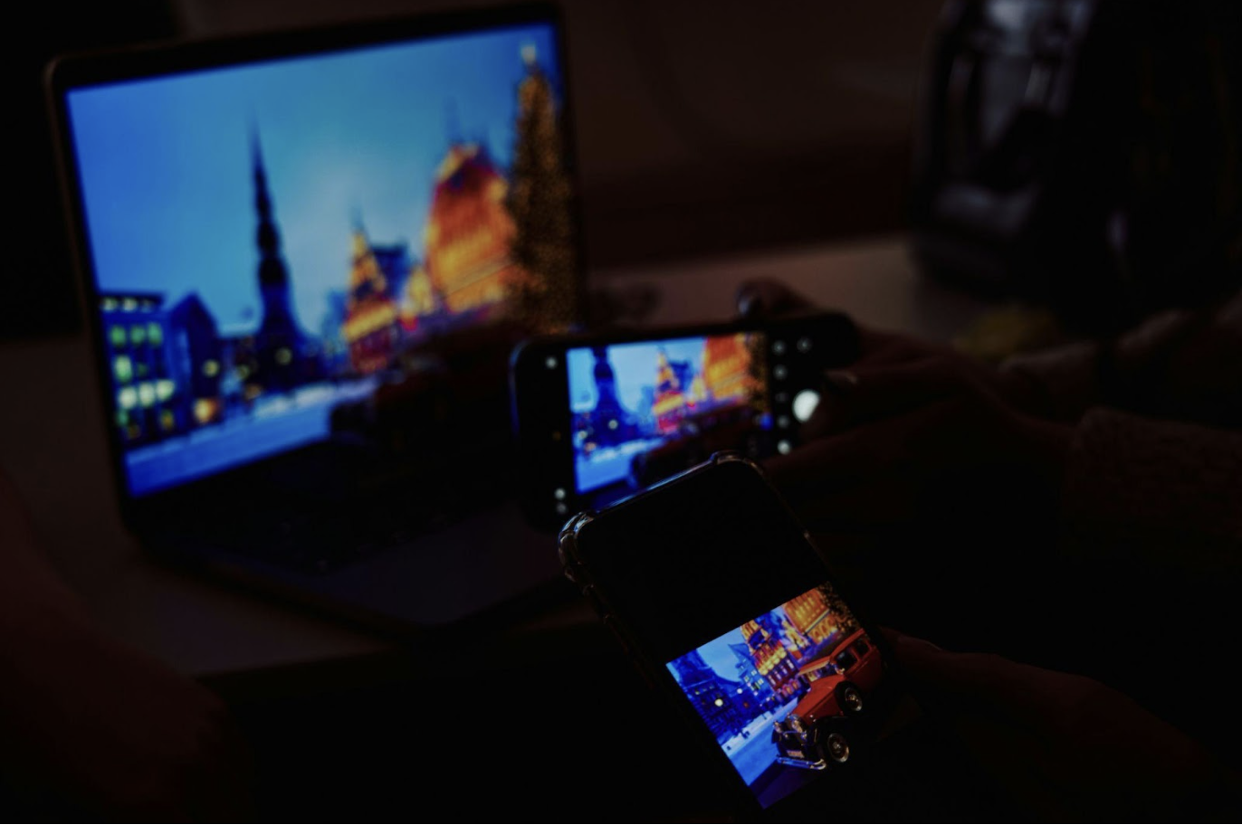 Mobile First: How Singapore’s On-the-Go Culture Is Fueling Digital Entertainment